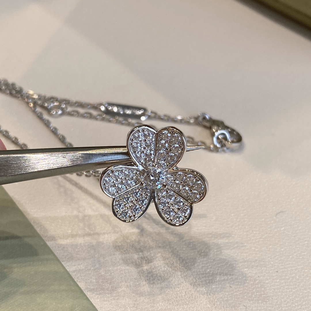 【ネックレス】★Van Cleef & Arpels★ 36-40cm