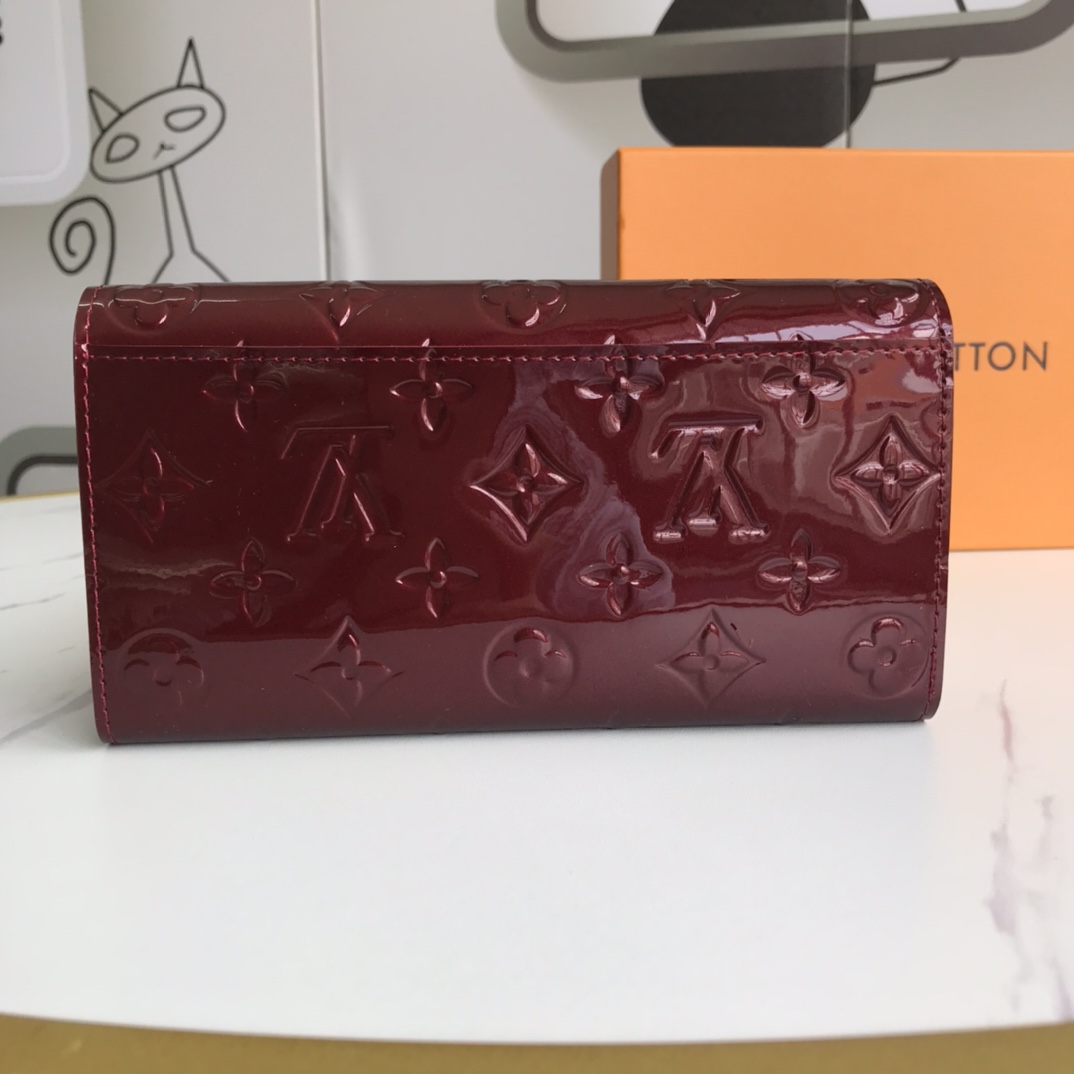 【LOUIS VUITTON】ボタン財布  19x10x2cm -4色