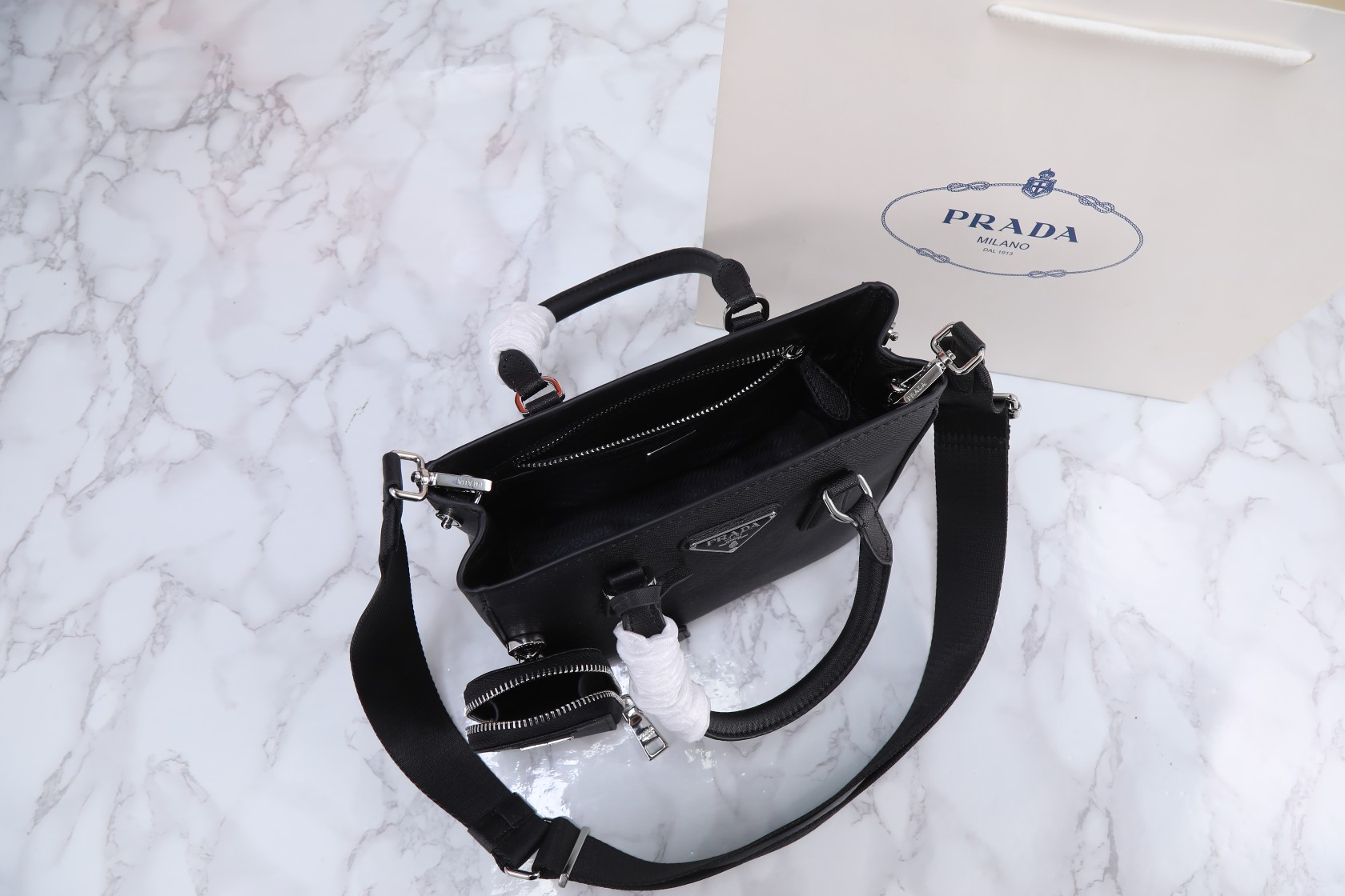 【PRADA】 サイズ:23×16.5×10cm -3色
