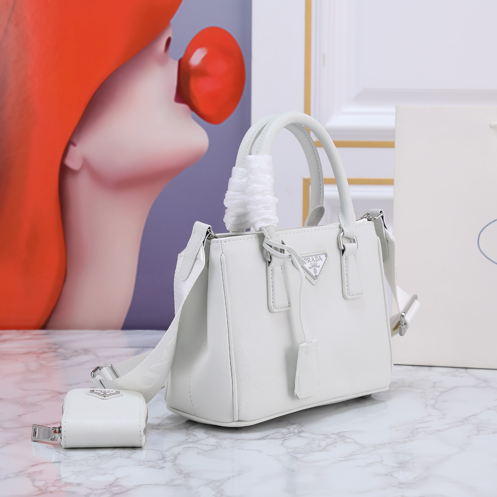 【PRADA】 サイズ:23×16.5×10cm -3色