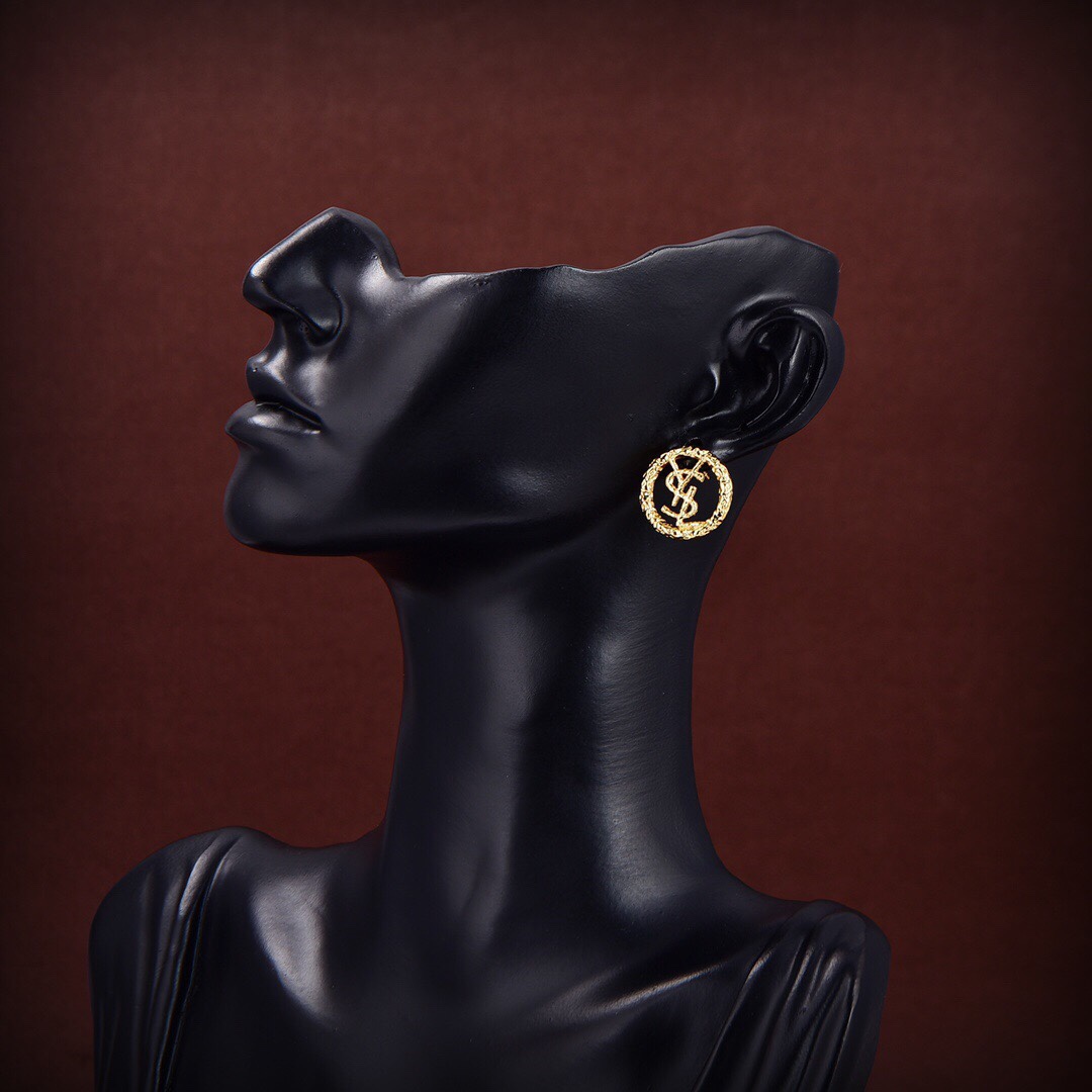 【ピアス】★ Yves Saint Laurent ★