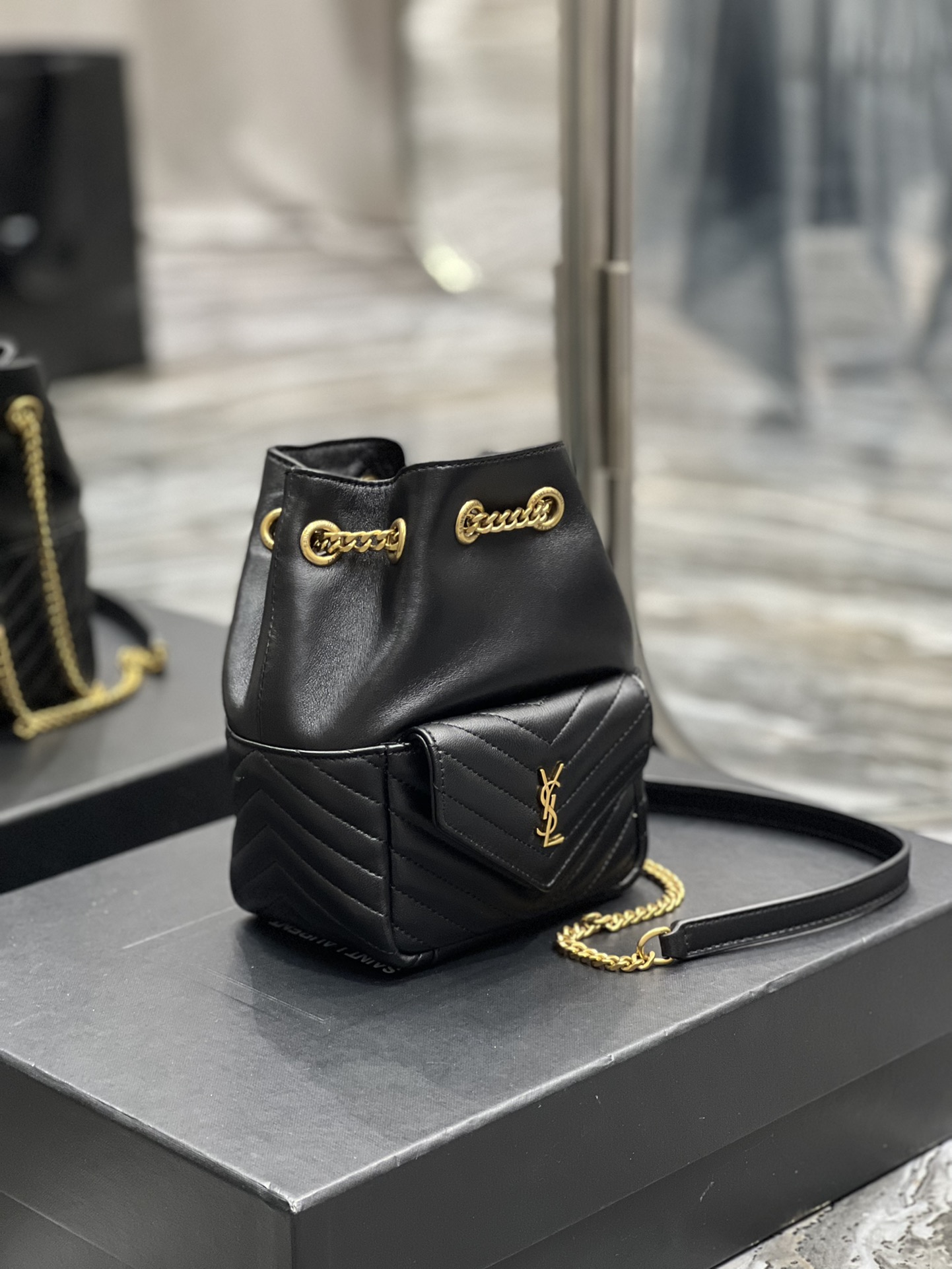 【SAINT LAURENT】 JOE  サイズ: 19x13x13CM  -2色