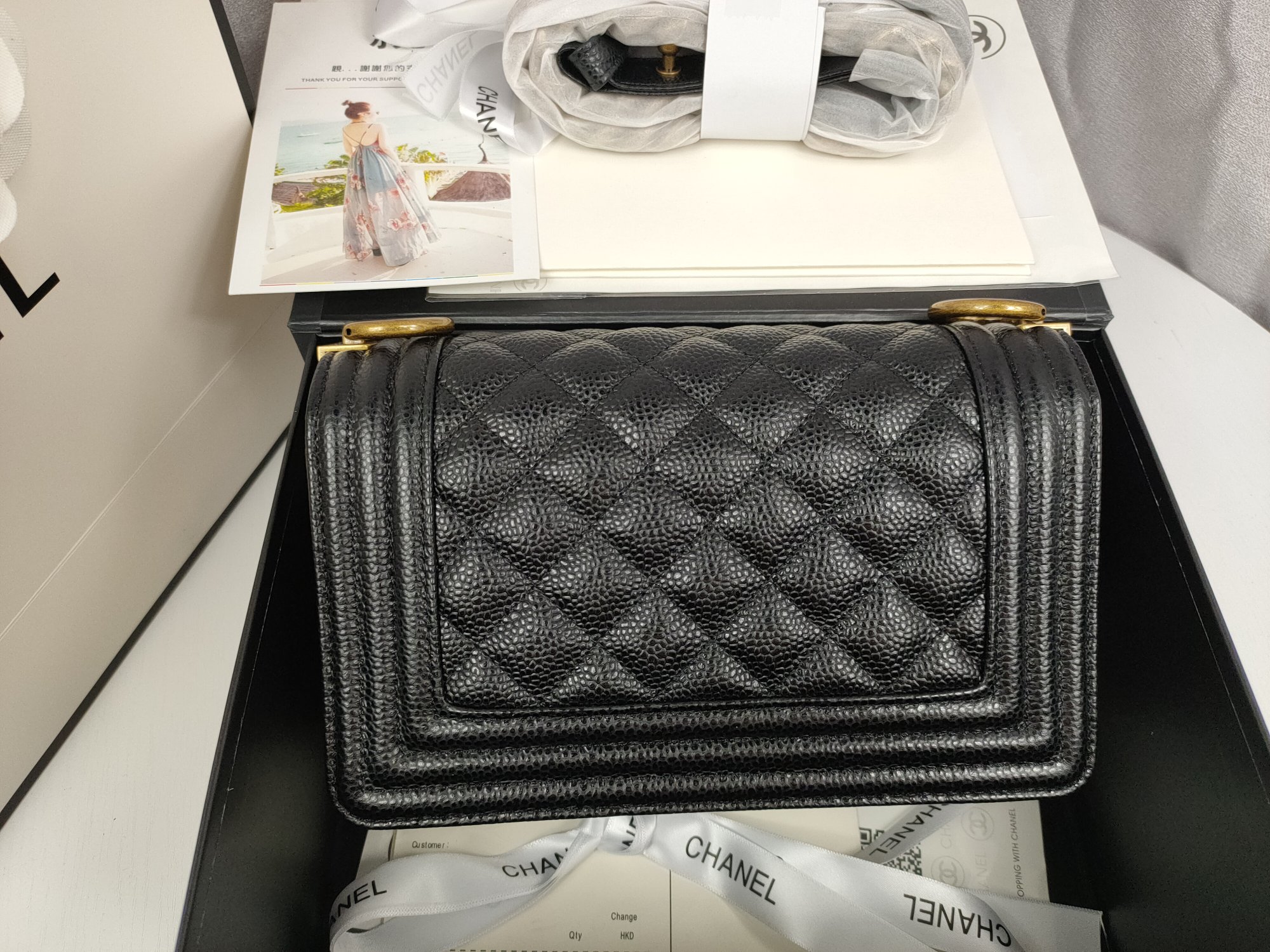 (シャネル )ボーイキャビアスキンショルダBAG LEBOY 2size