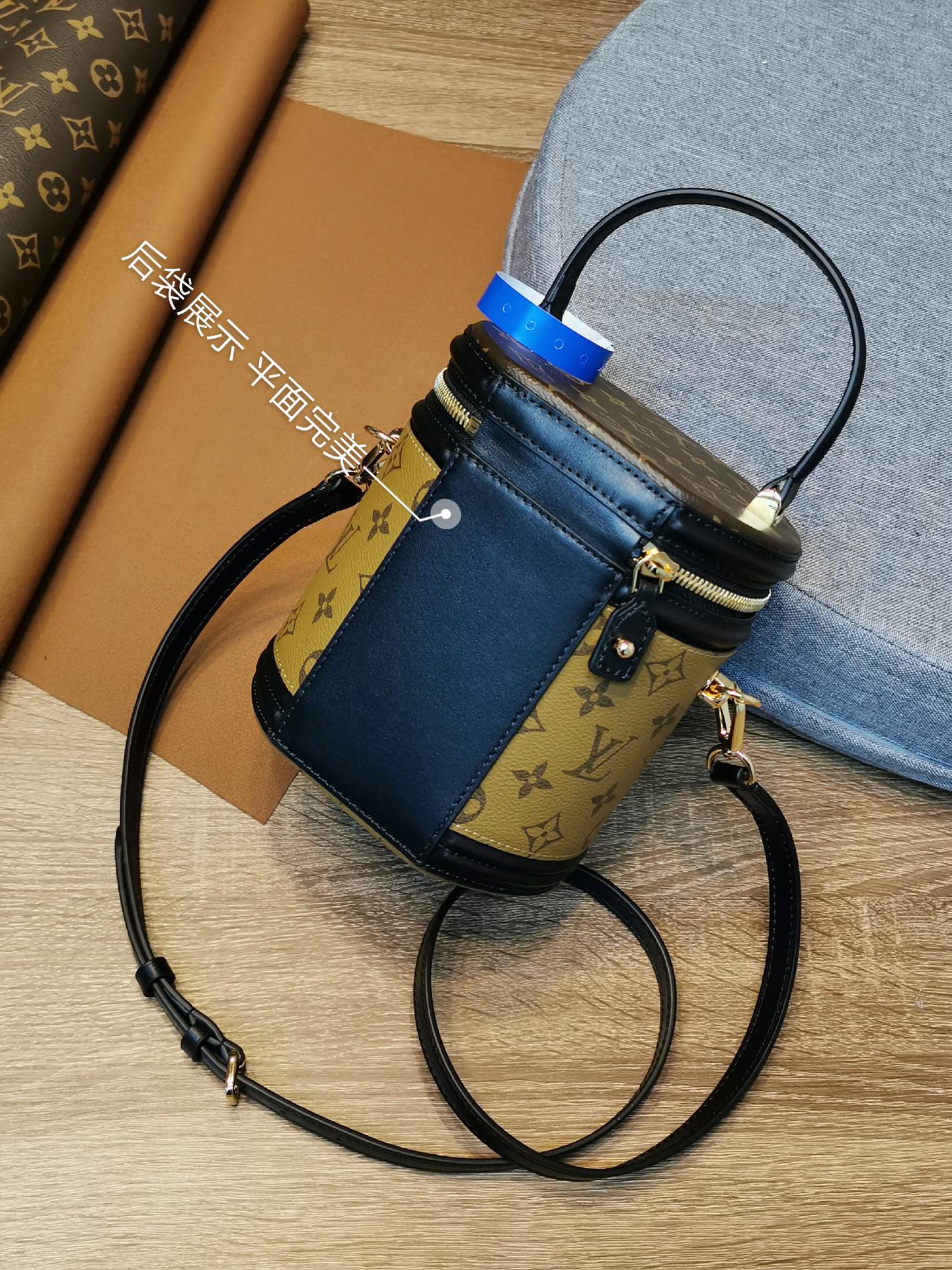 【LOUIS VUITTON】 番号：M43986 サイズ:15.0x 17.0x 15.0 CM