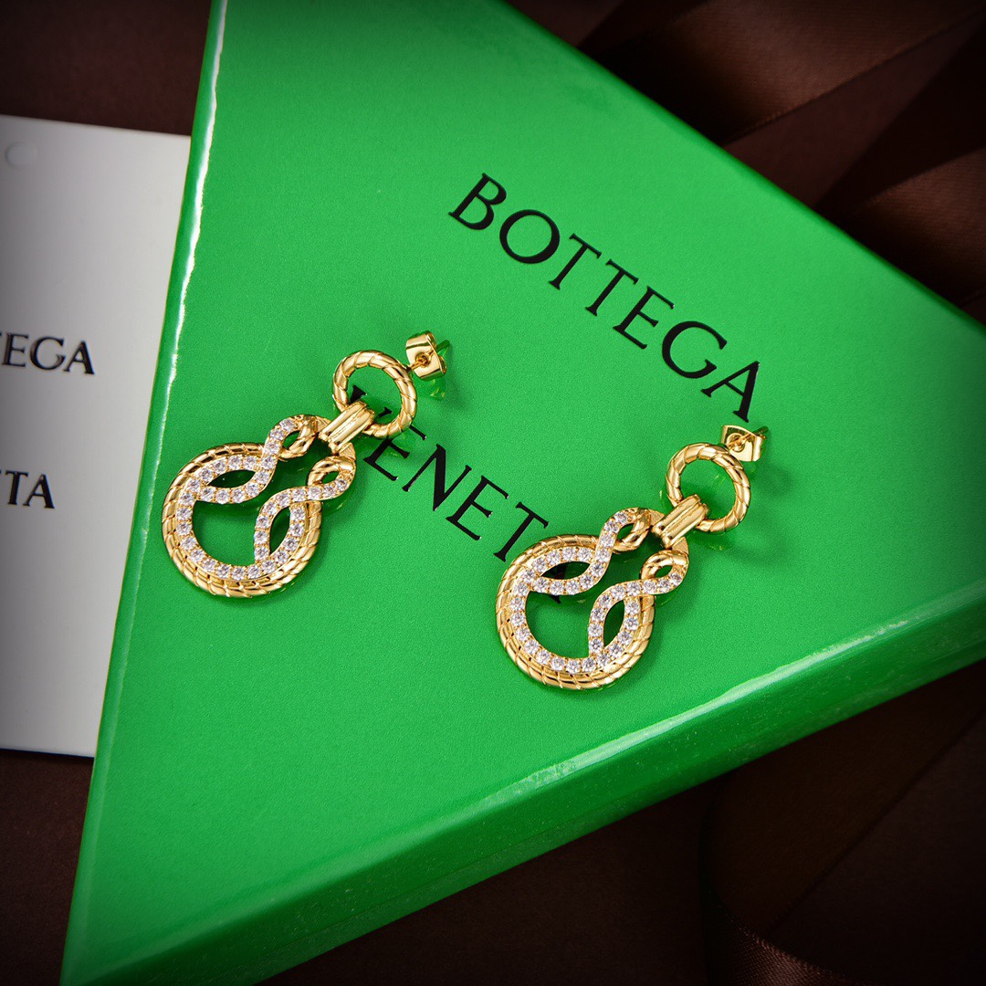 【ピアス】★BOTTEGA VENENTA ★