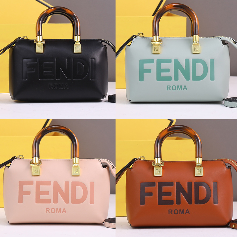 【FENDI】 By The Way Boston  サイズ: 17x8x12 cm -4色