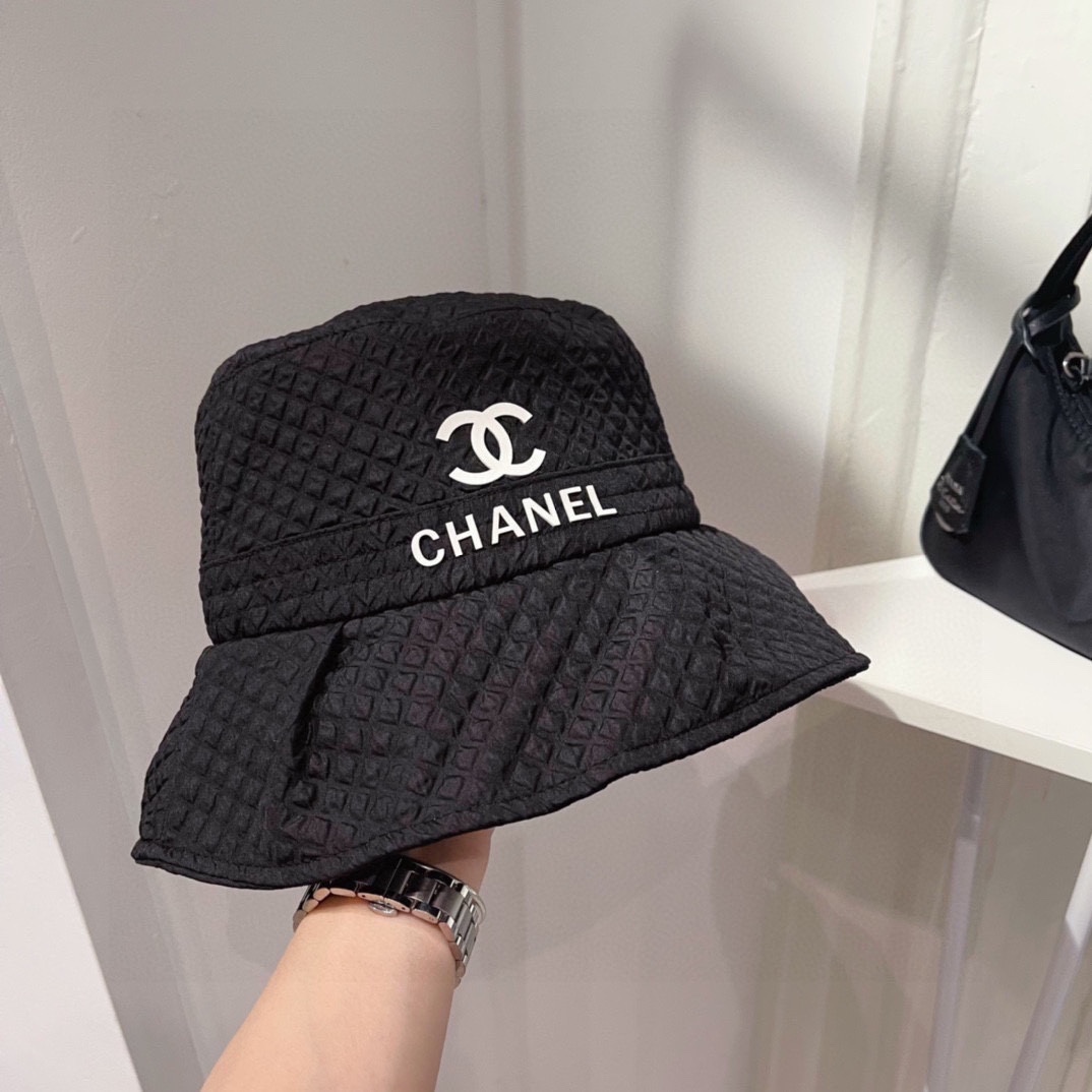 【キャップ 】CHANEL  -2色