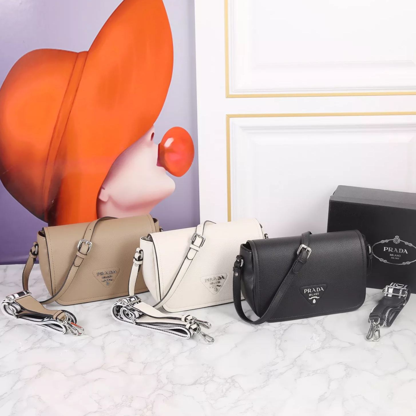 【PRADA】 サイズ: 23*18*9CM