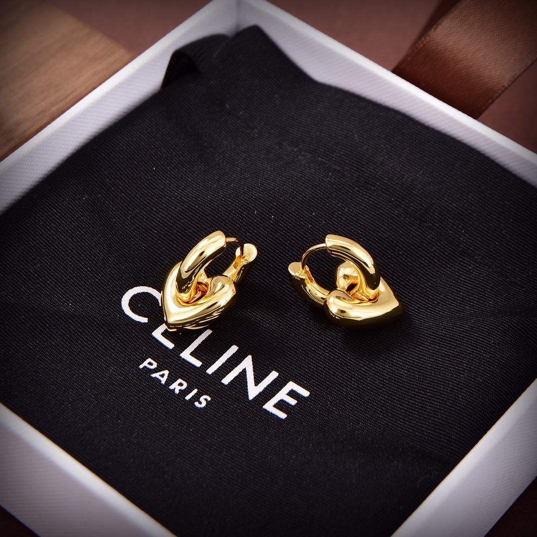 【ピアス】★CELINE ★
