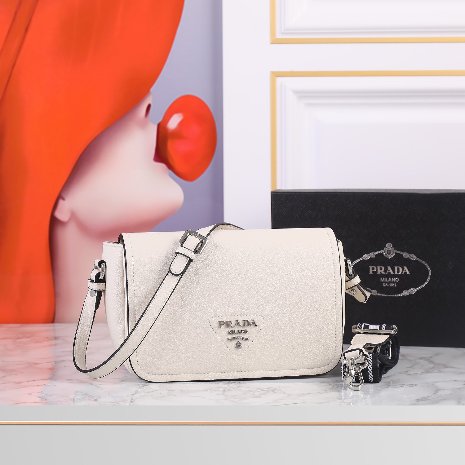 【PRADA】 サイズ: 23*18*9CM -3色