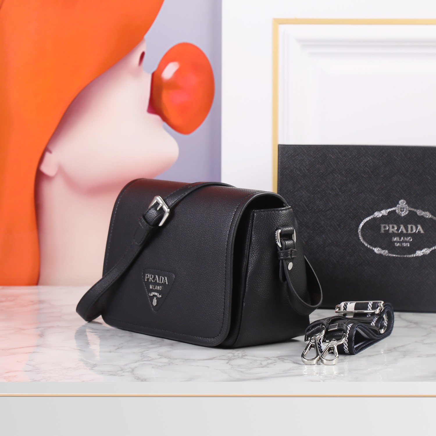 【PRADA】 サイズ: 23*18*9CM -3色