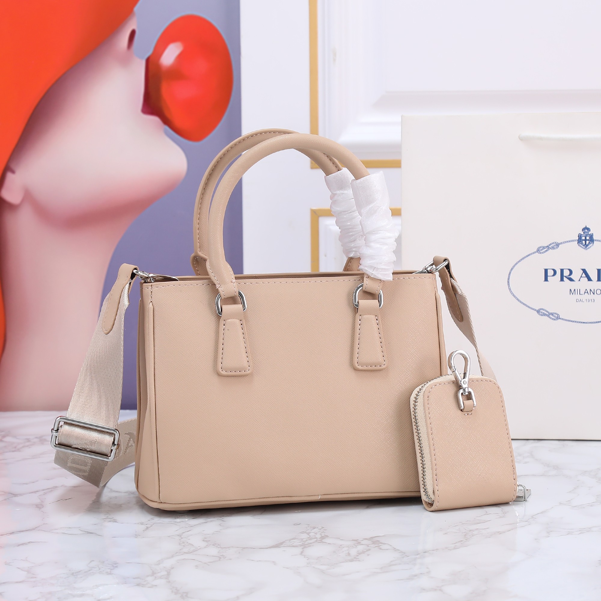 【PRADA】 サイズ:23×16.5×10cm -3色