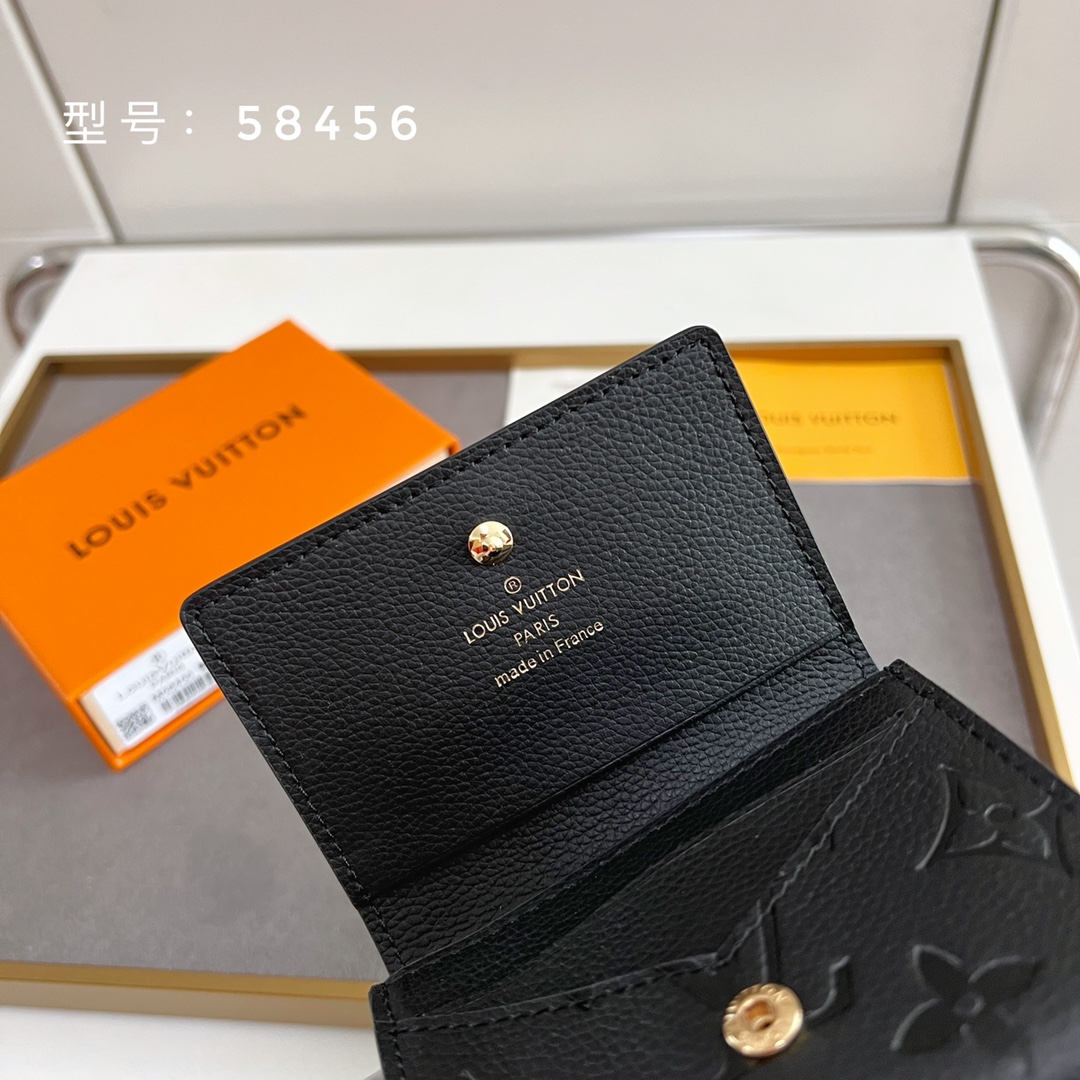 【LOUIS VUITTON】パスケース  10x8cm -4色