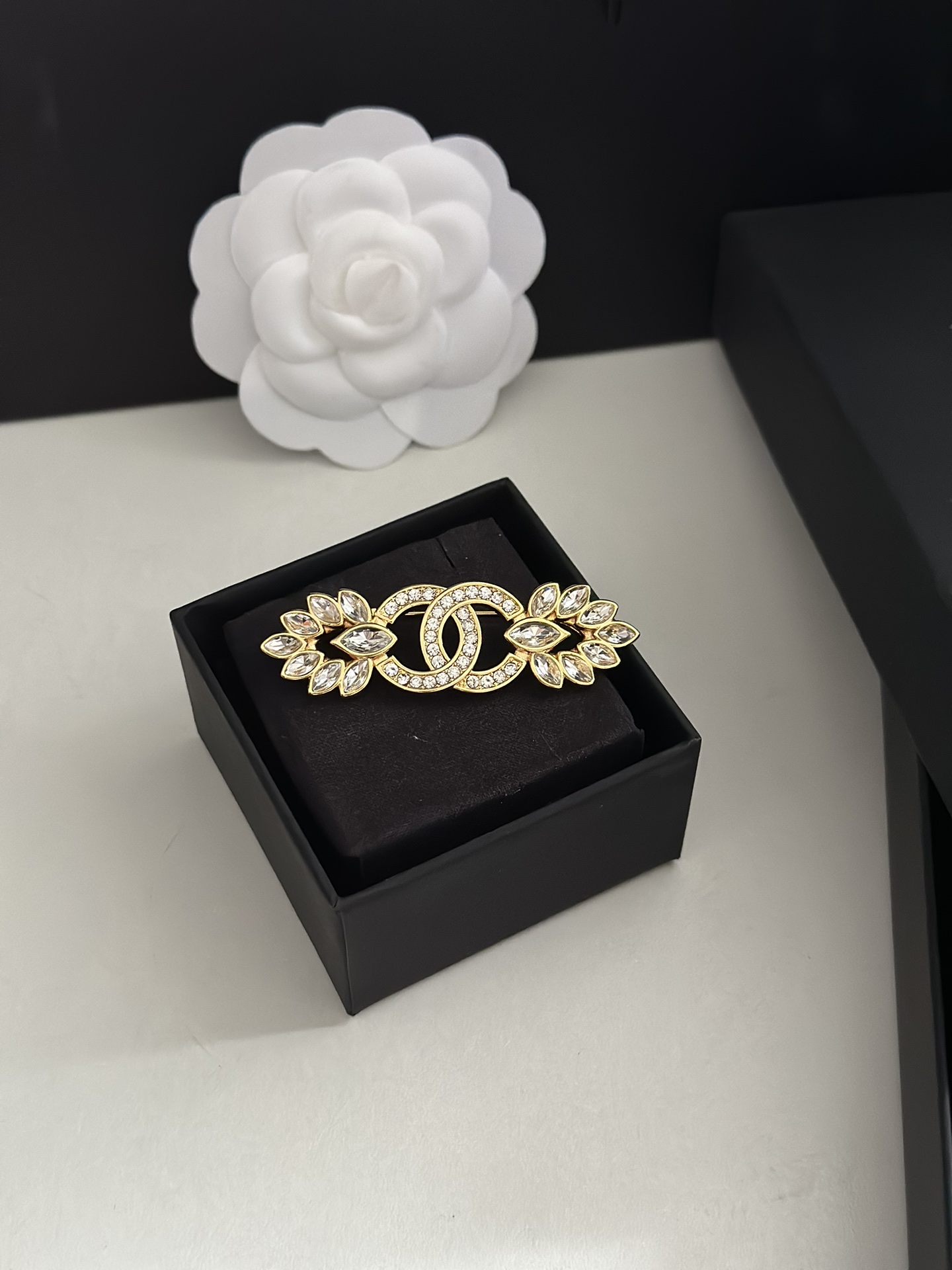 【ブローチ】★CHANEL★