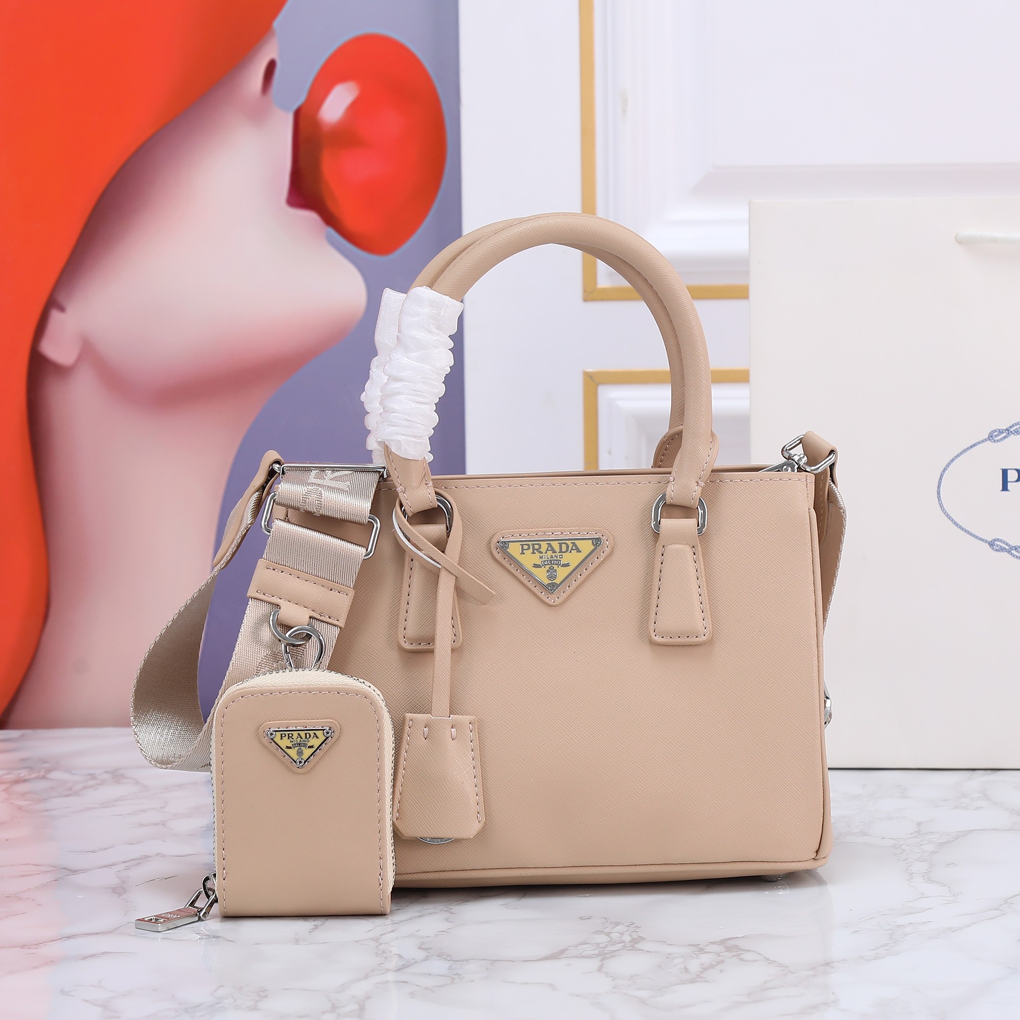 【PRADA】 サイズ:23×16.5×10cm -3色