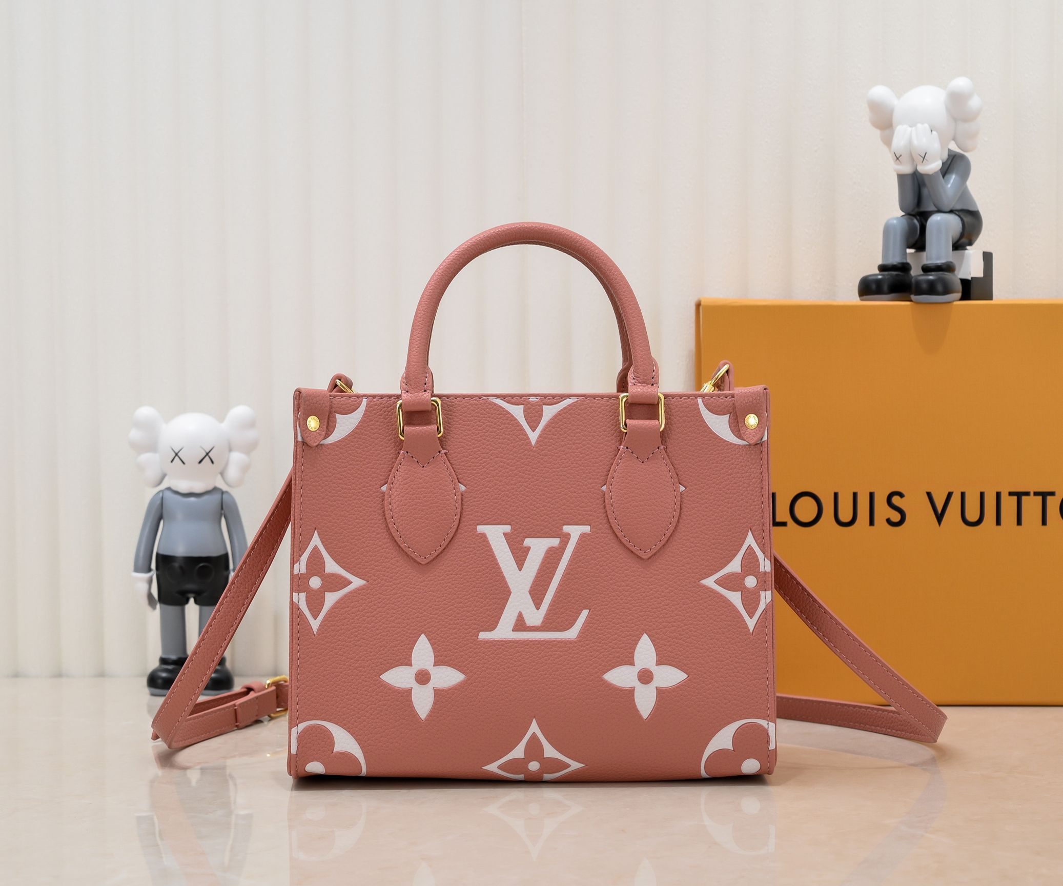 【LOUIS VUITTON】Onthego  -3size
