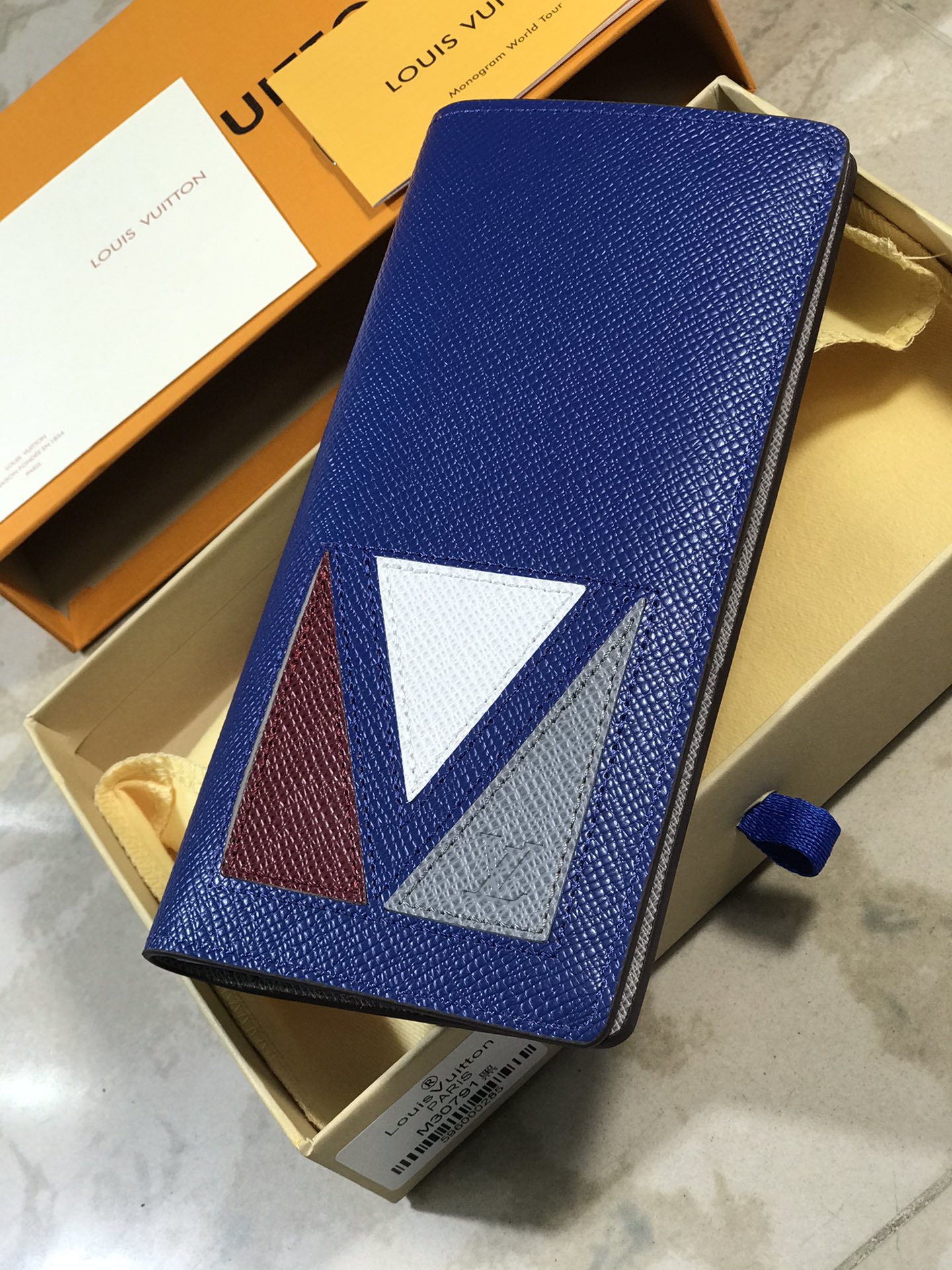 【LOUIS VUITTON】BRAZZA長財布 19x10x2cm -3色