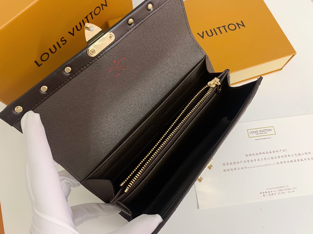 【LOUIS VUITTON】Venice  21 x 11 x 2.5 cm -3色