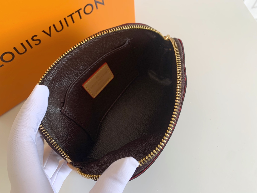 【LOUIS VUITTON】化 粧 ポーチ  17*12*6 cm -3色