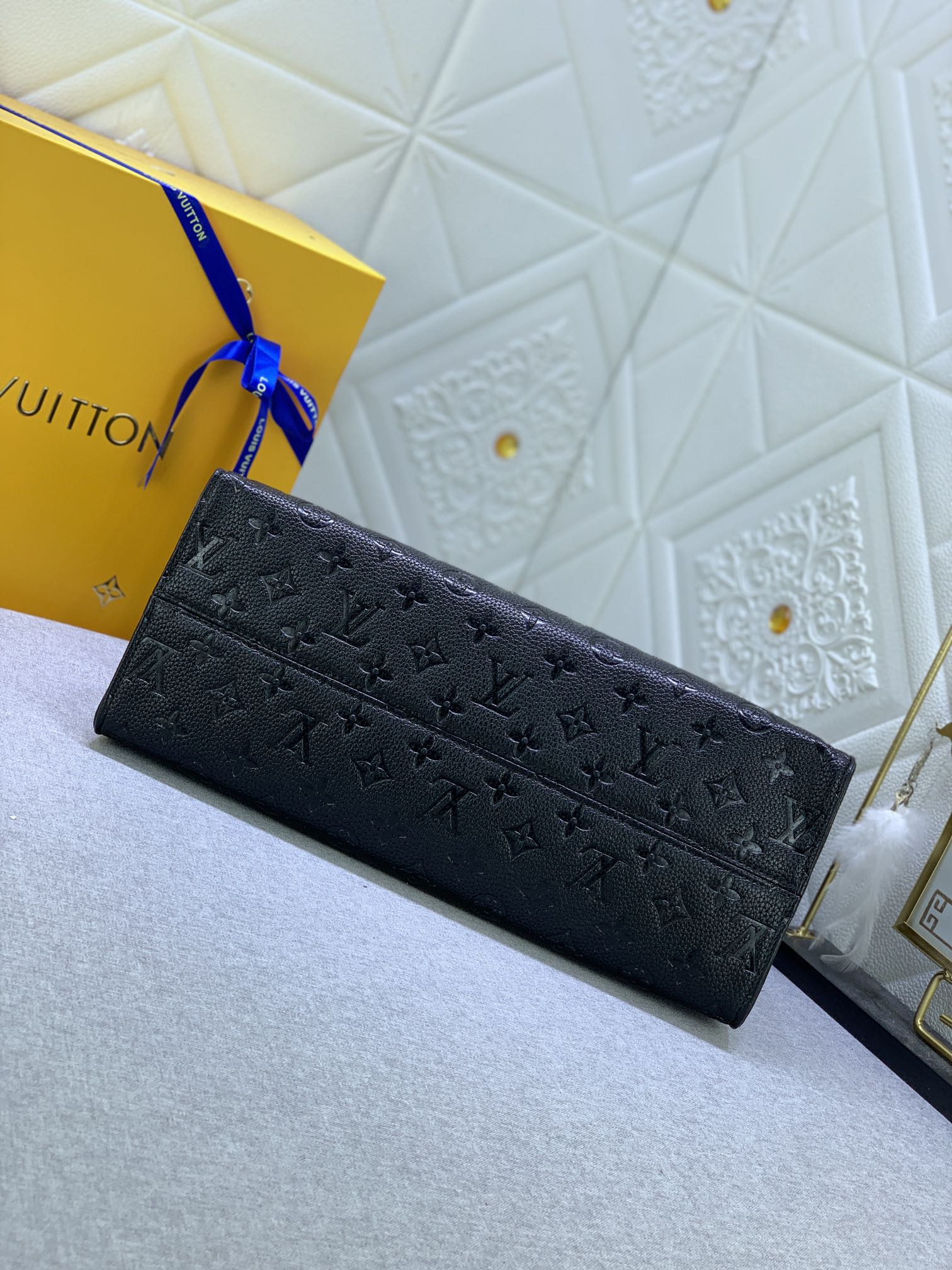 【LOUIS VUITTON】Onthego  34*15*26cm