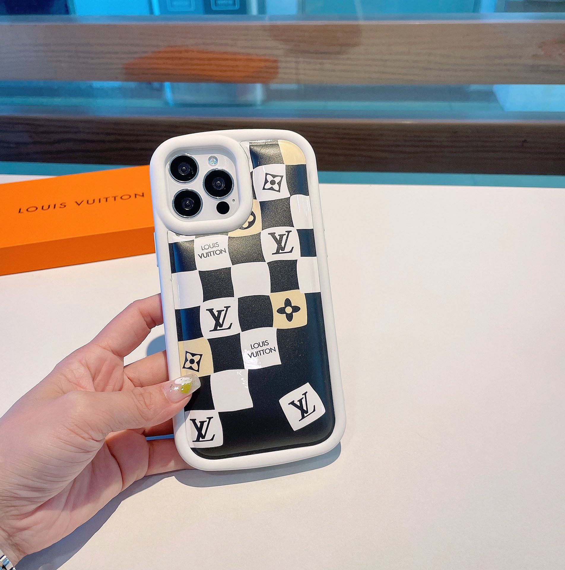 【スマホケース】LV  携帯カバー   -2色