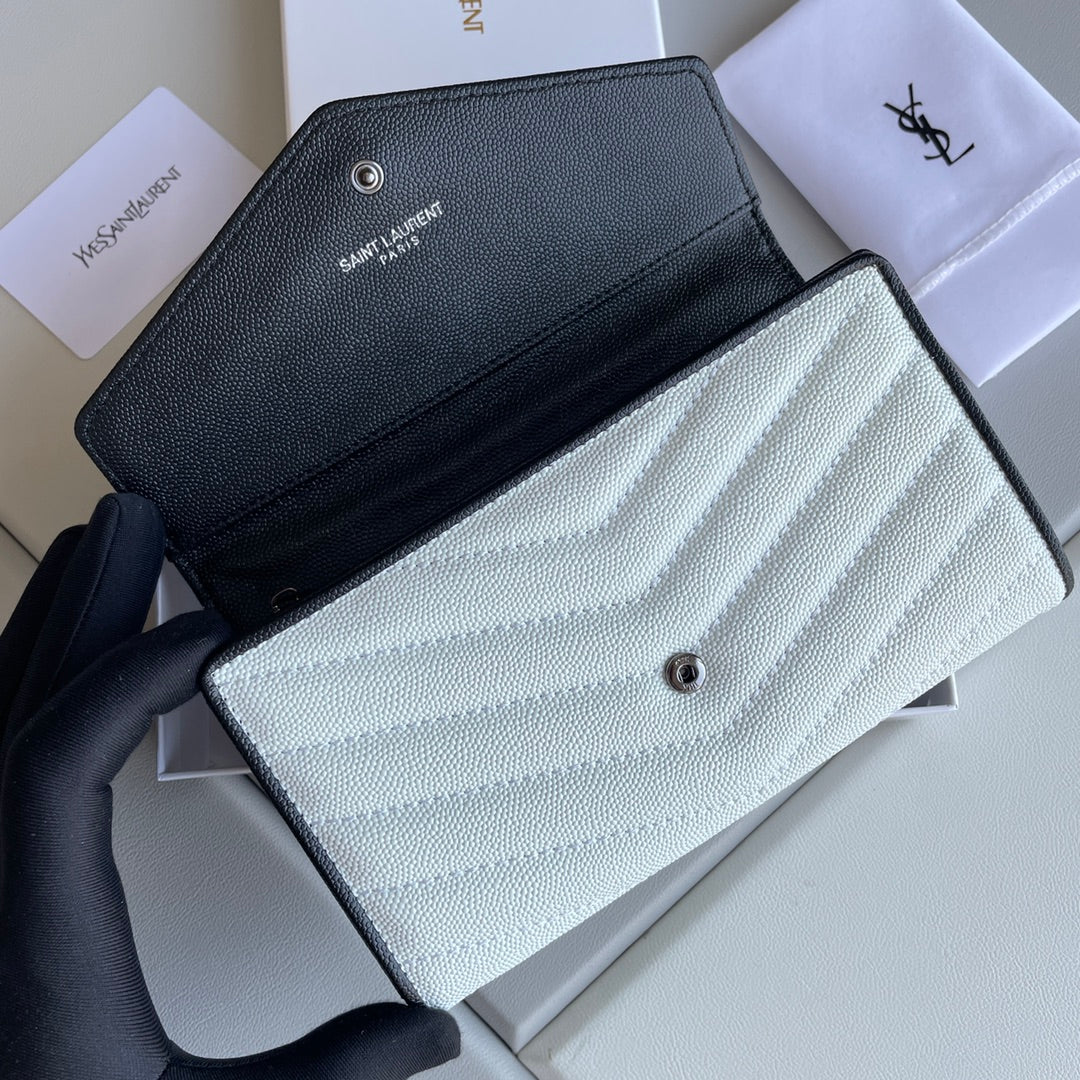 【SAINT LAURENT】 番号:372264  サイズ: 19x9x2cm 【ホワイト】