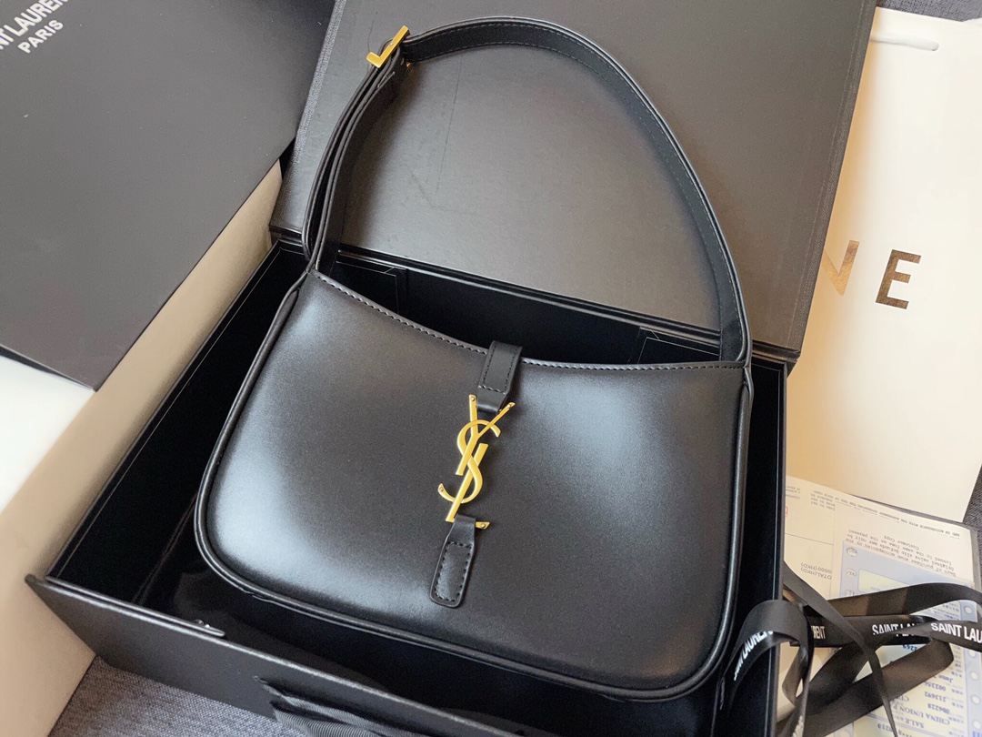 【SAINT LAURENT】 番号:657228  サイズ: 25*14*6CM -5色