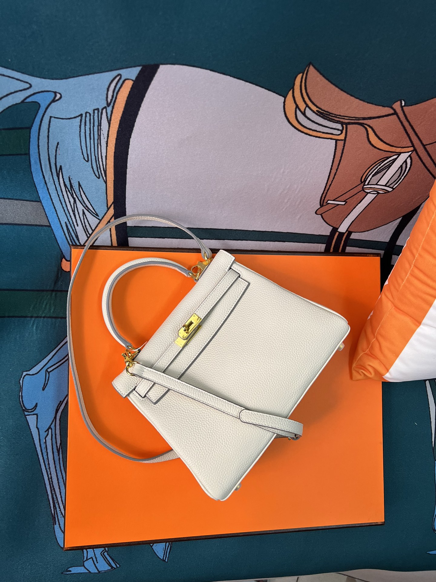 HERMES(エルメス) kelly 25 28 ケリー ハンドバッグ ゴールド金具 2 WAY -6色