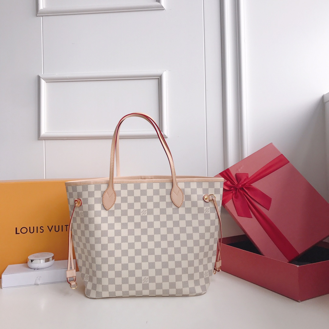 ◆人気 BOOK TOTE ネヴァーフル MM M40995 -全3色