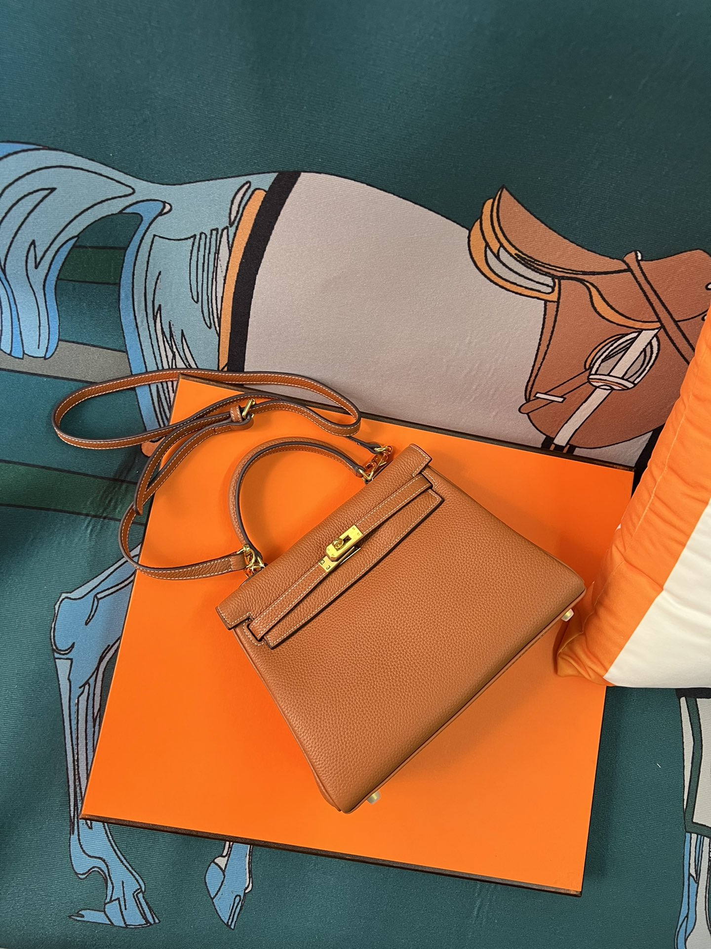 HERMES(エルメス) kelly 25 28 ケリー ハンドバッグ ゴールド金具 2 WAY -6色