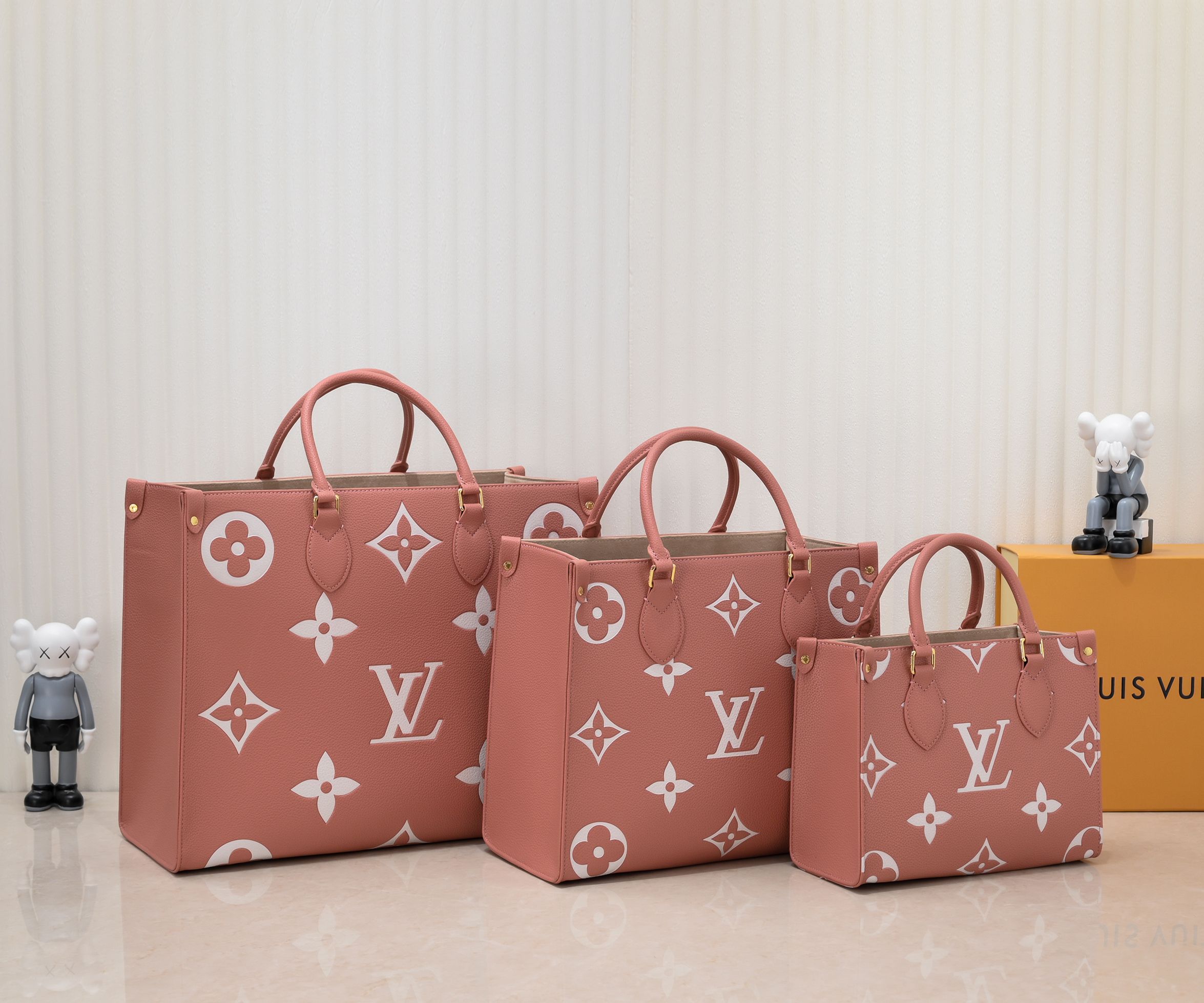 【LOUIS VUITTON】Onthego  -3size