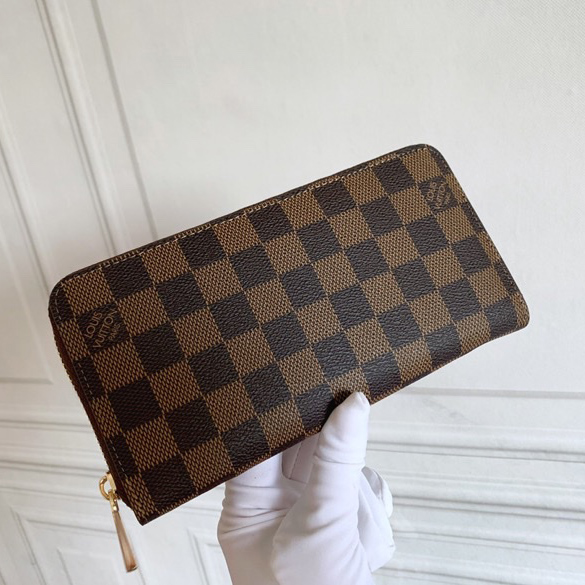 国内在庫(3日にお届け)  【LOUIS VUITTON】財布 N65632