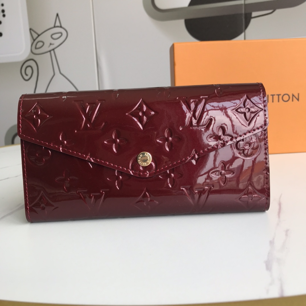 【LOUIS VUITTON】ボタン財布  19x10x2cm -4色