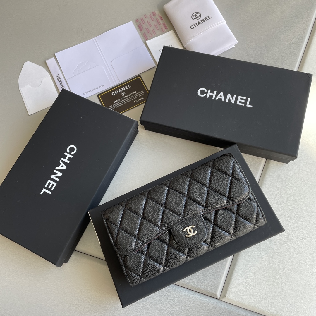 【CHANEL 】三つ折り財布  19*10*2.5CM