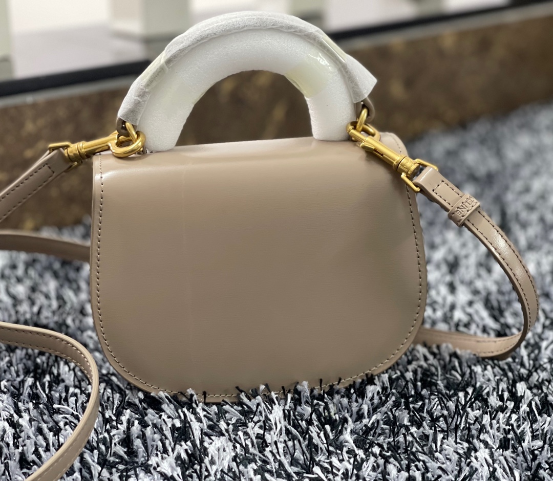 【CELINE】  サイズ:16.5*12*5CM -5色