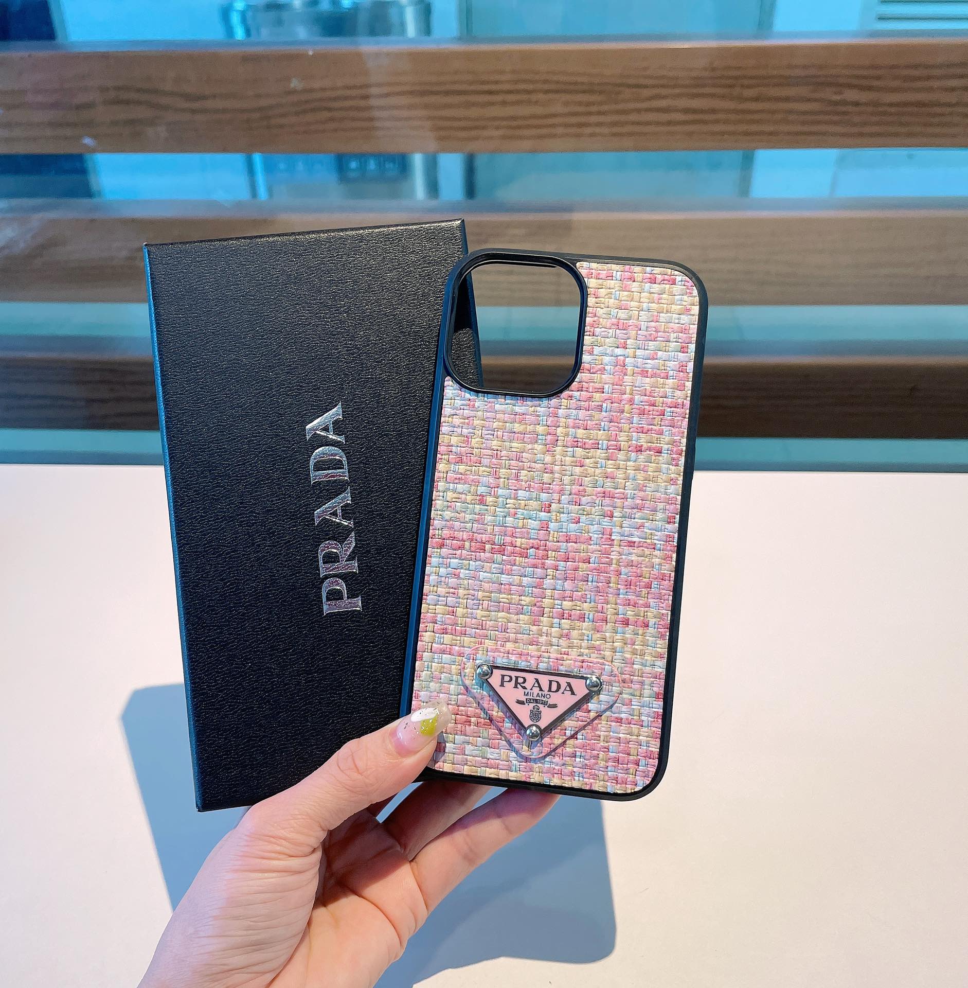 【スマホケース】PRADA 携帯カバー   -2色