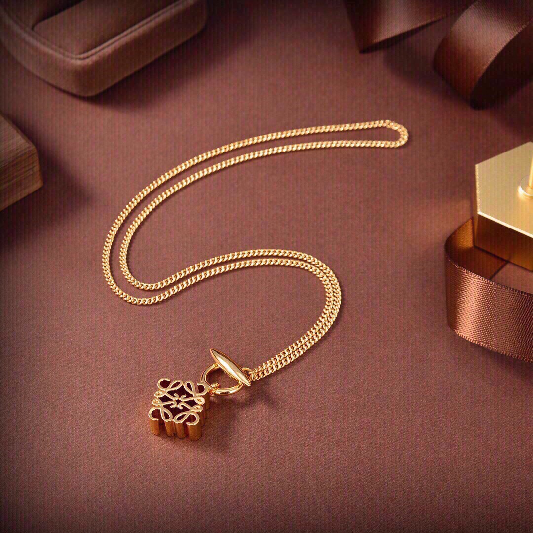 【ネックレス】★LOEWE ★