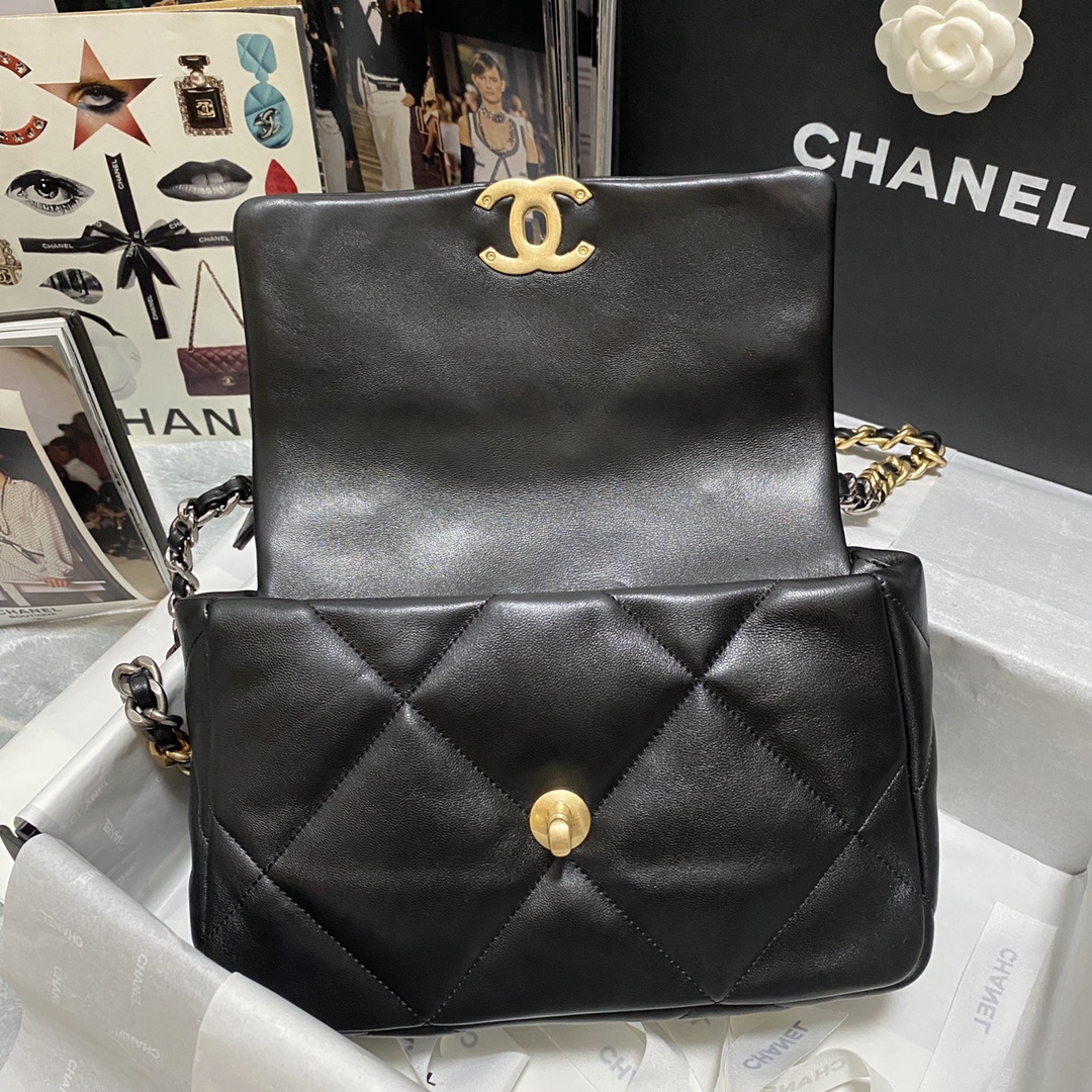 人気商品 CHANEL 19 ハンドバッグ ラムスキン -4色