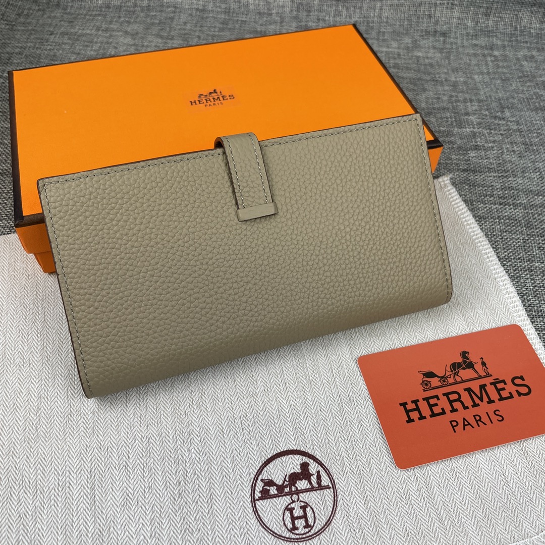 【Hermes 】二つ折り財布  9X17.5 CM -6色
