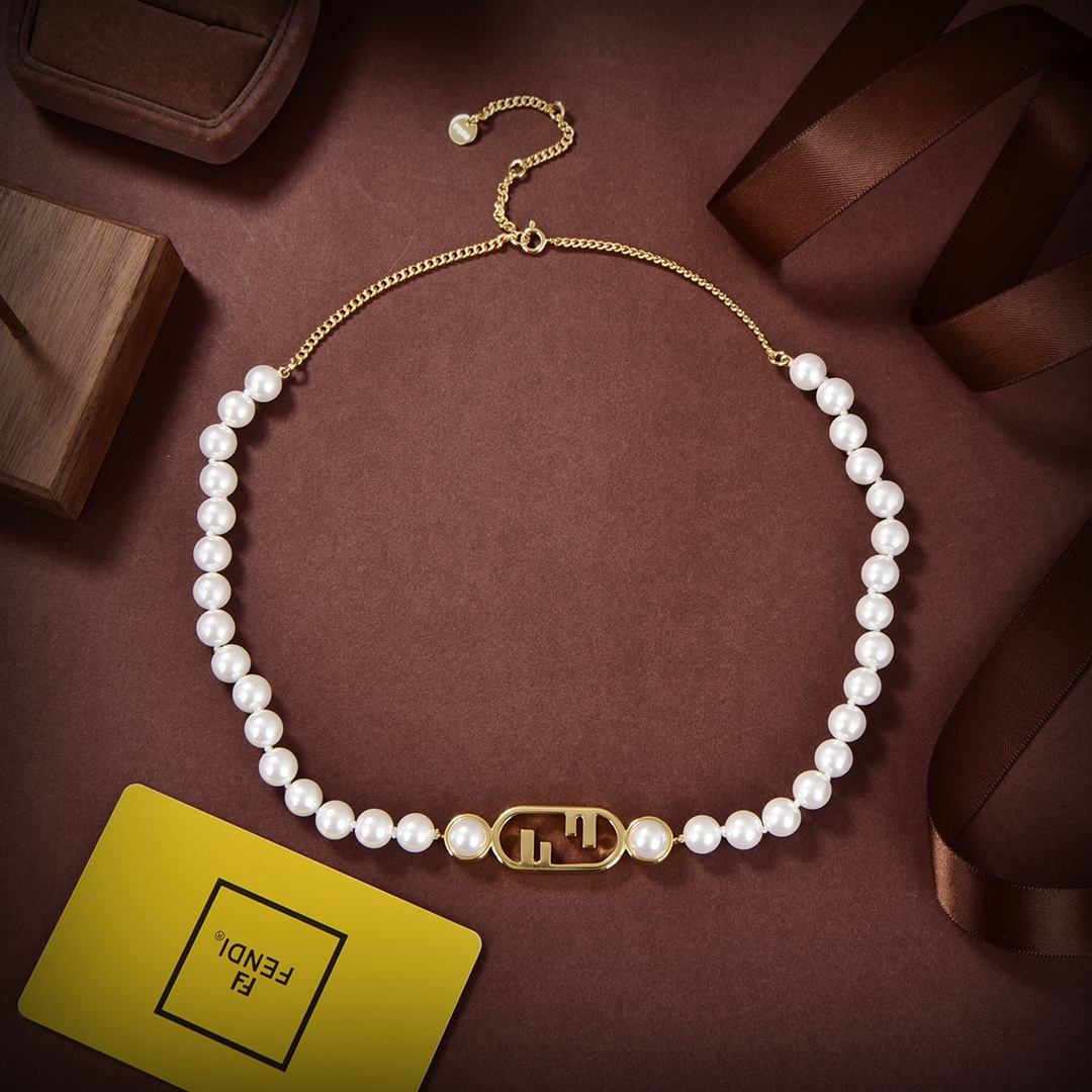 【ネックレス】★ FENDI★