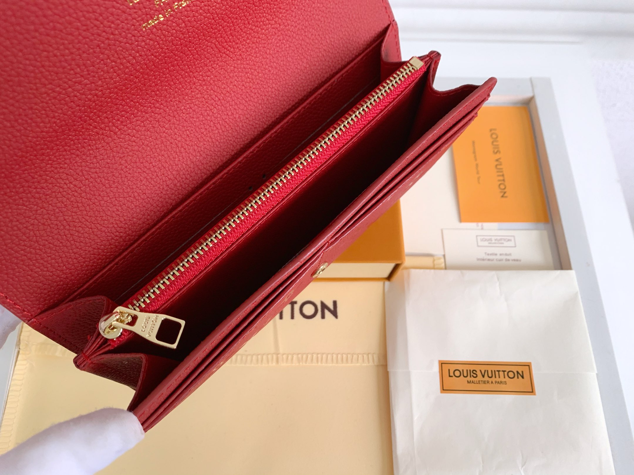 【LOUIS VUITTON】SARAH 19 x 10 x 2.5 cm -7色
