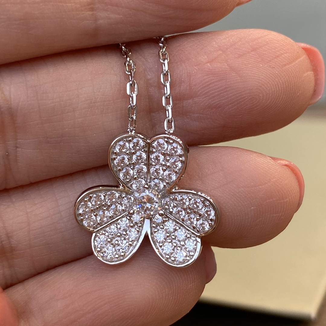【ネックレス】★Van Cleef & Arpels★ 36-40cm