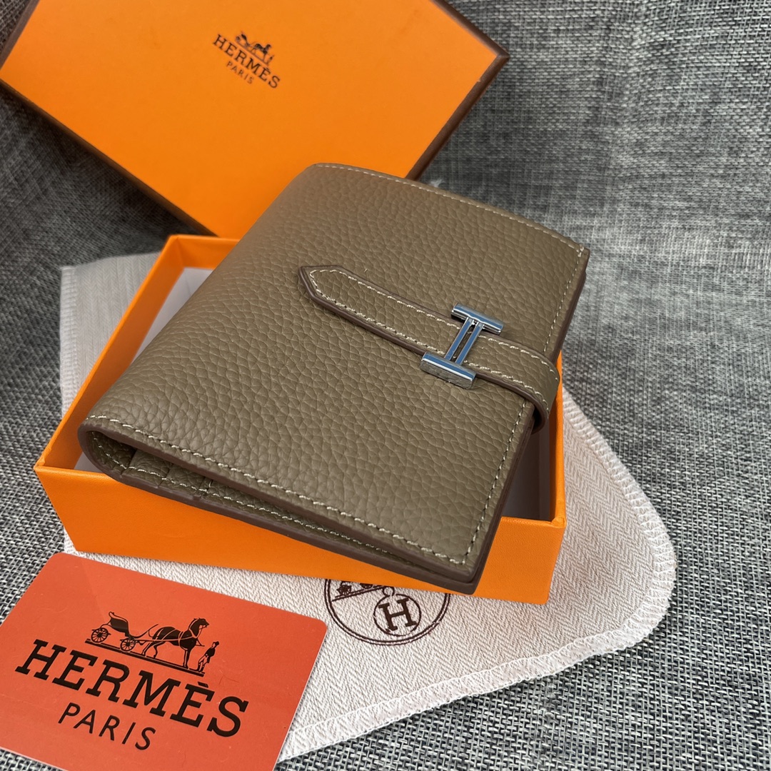 【Hermes 】二つ折り財布  10*12CM  -6色