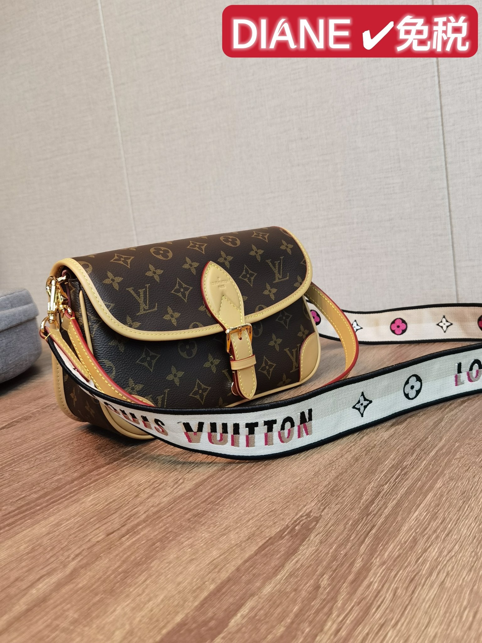 【LOUIS VUITTON】 番号：M45985 サイズ: 25.0 × 9.0 × 15.0 CM