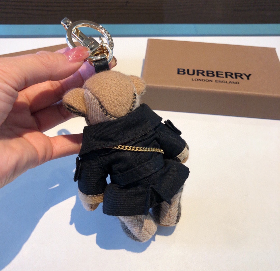 【Burberry】 キーホルダー  可爱い熊チャン 高さ12.5cm -2色