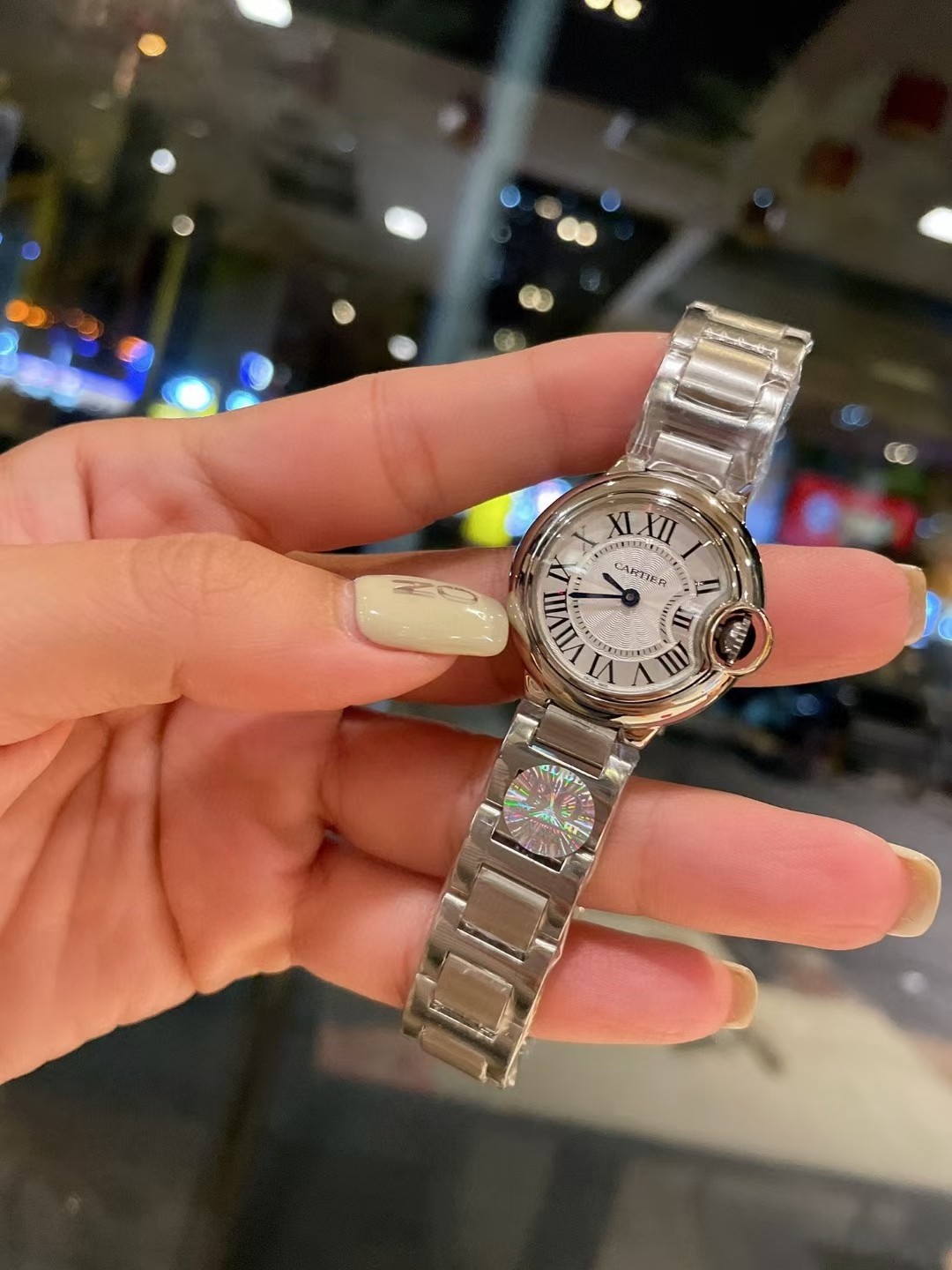 【Cartier】 レディース 28MM
