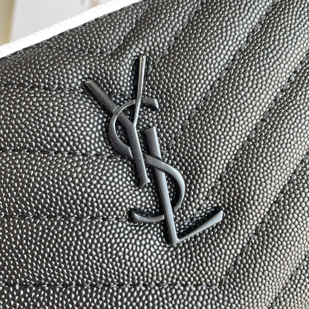 【SAINT LAURENT】 番号:358094  サイズ: 19x9x2cm -2色