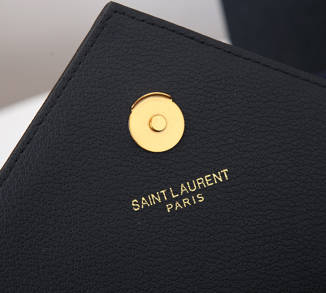 【SAINT LAURENT】 番号:1602  サイズ: 31x20x8cm