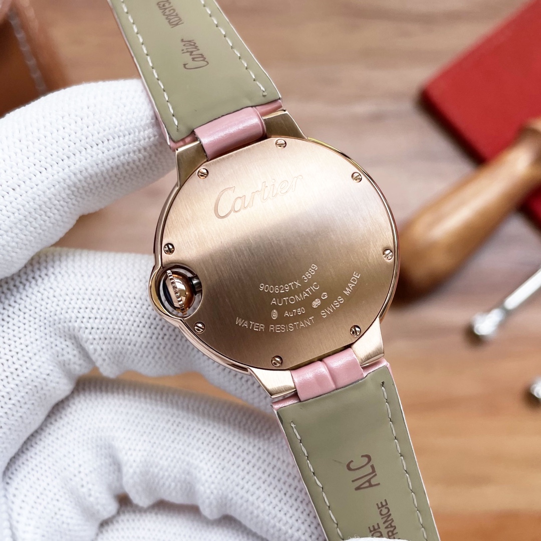 【Cartier】 レディース  33MM