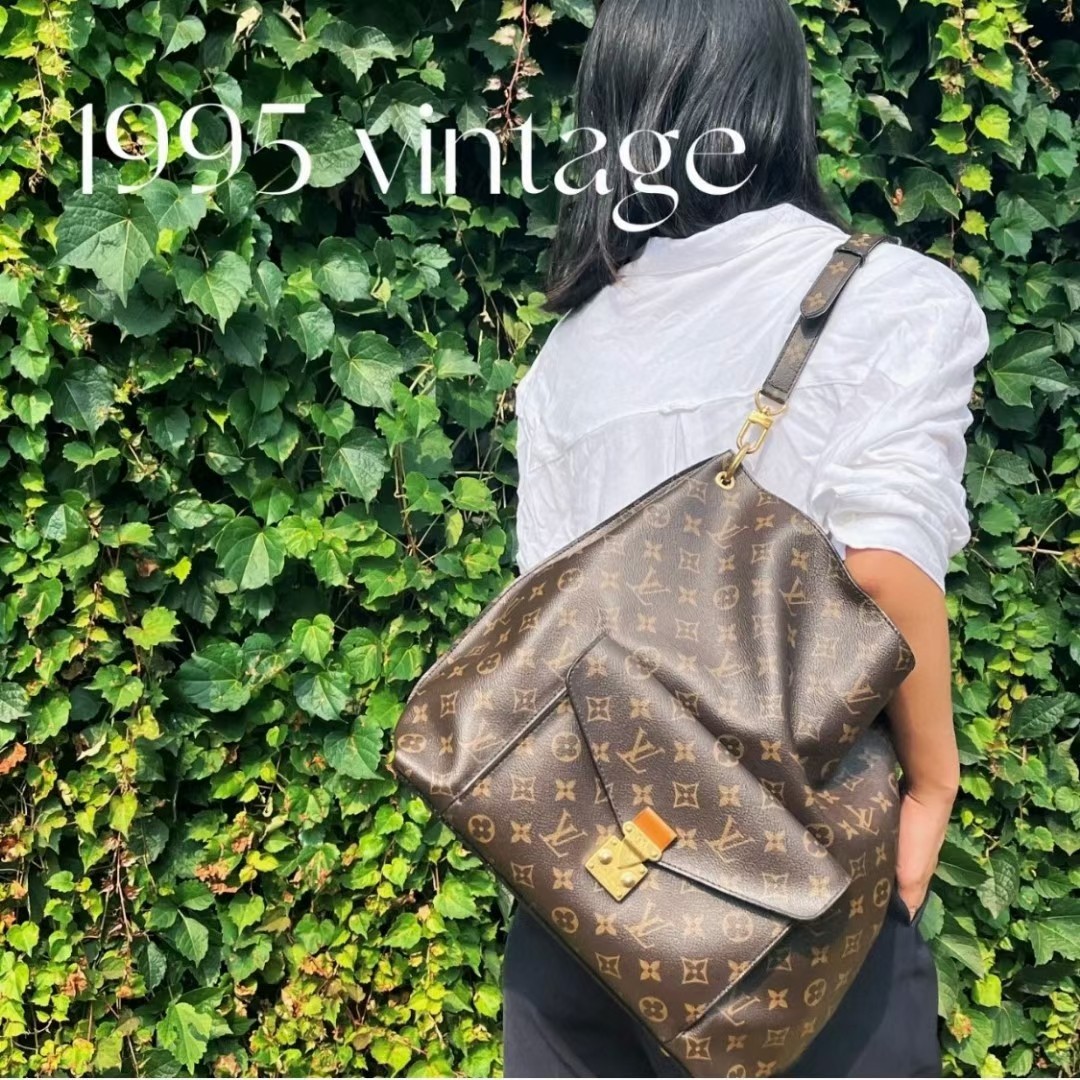 【LOUIS VUITTON】Métis   -32*36*14cm